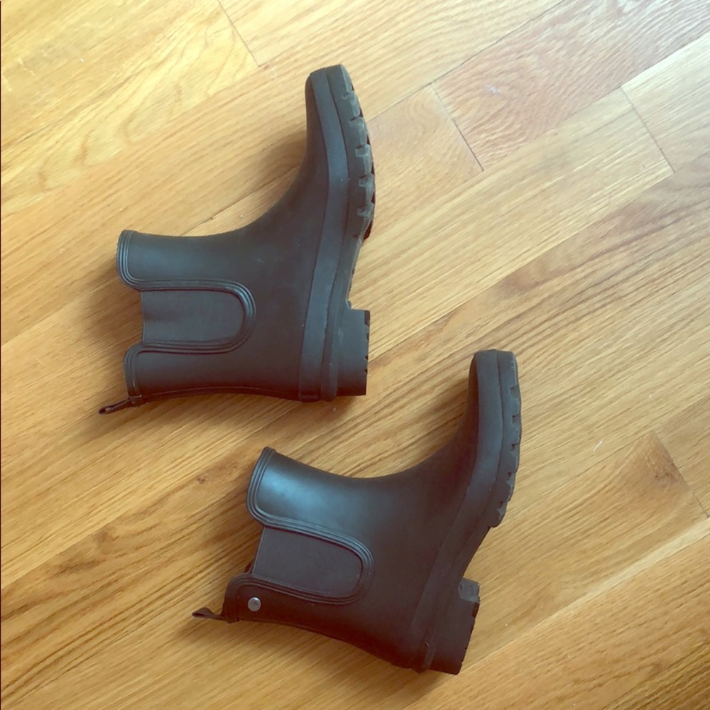 Rain boots